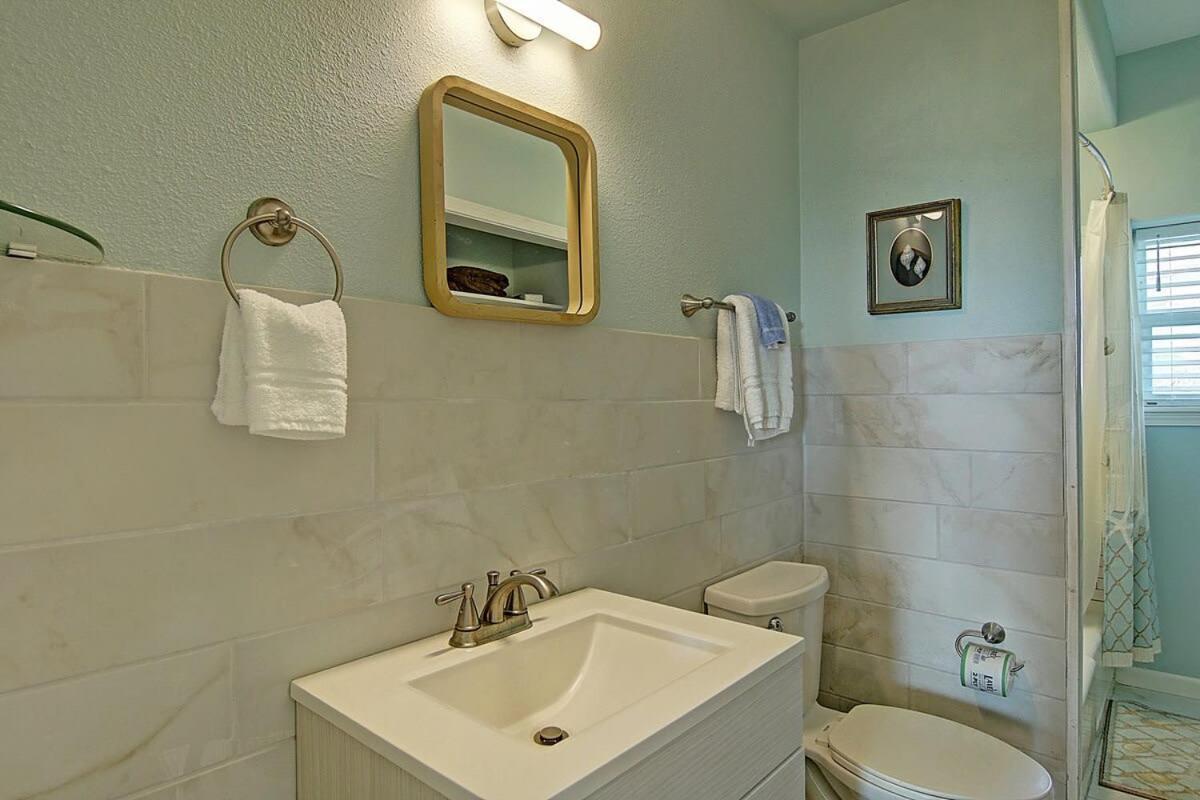 Captain Quarter'S 1 Bedrm Unit At Sea Isle Village Порт Арансас Екстериор снимка