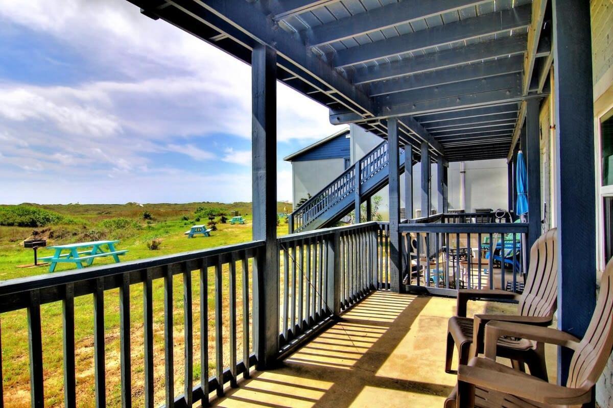 Captain Quarter'S 1 Bedrm Unit At Sea Isle Village Порт Арансас Екстериор снимка